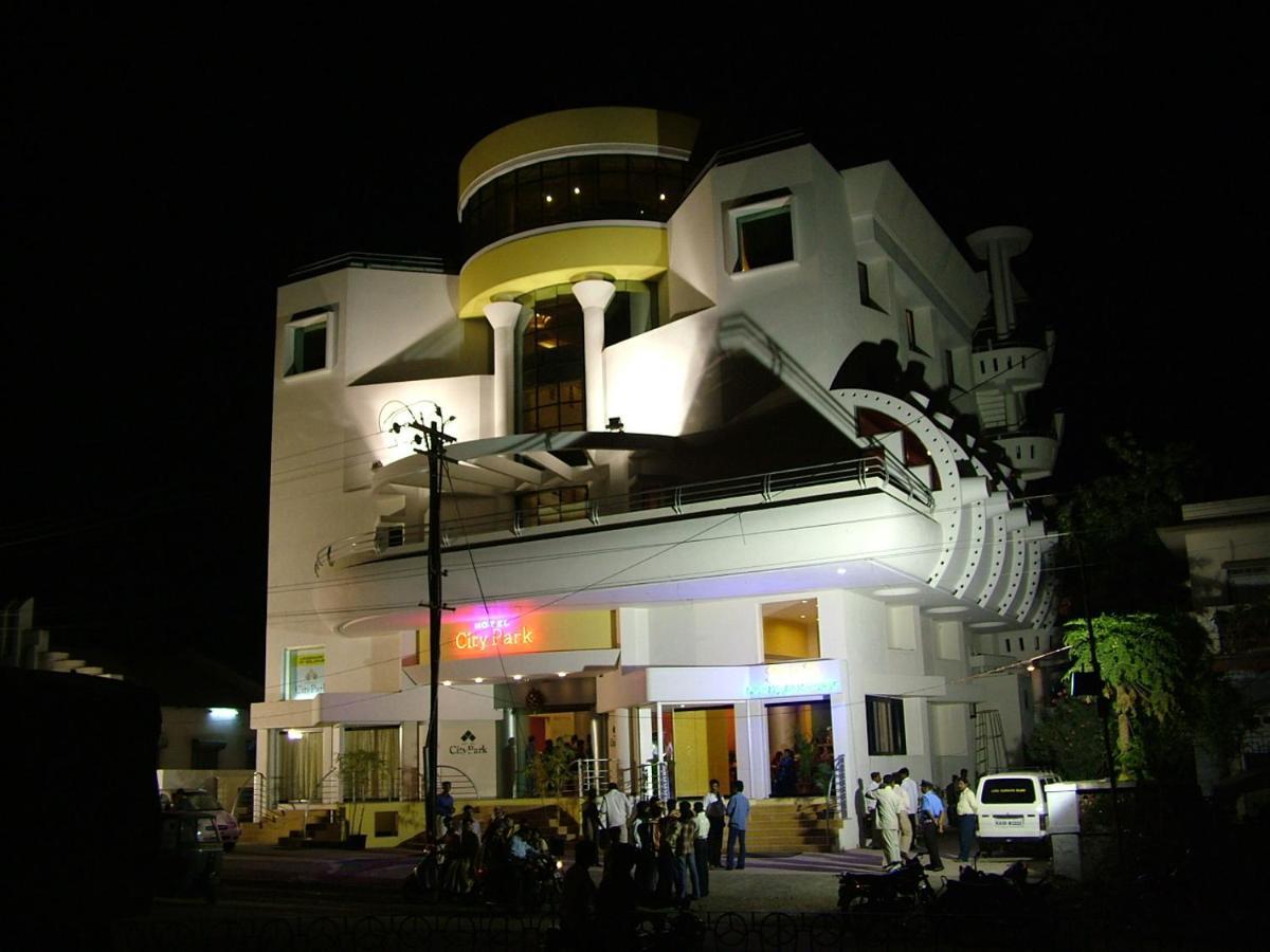 Hotel City Park, Solapur Exterior photo