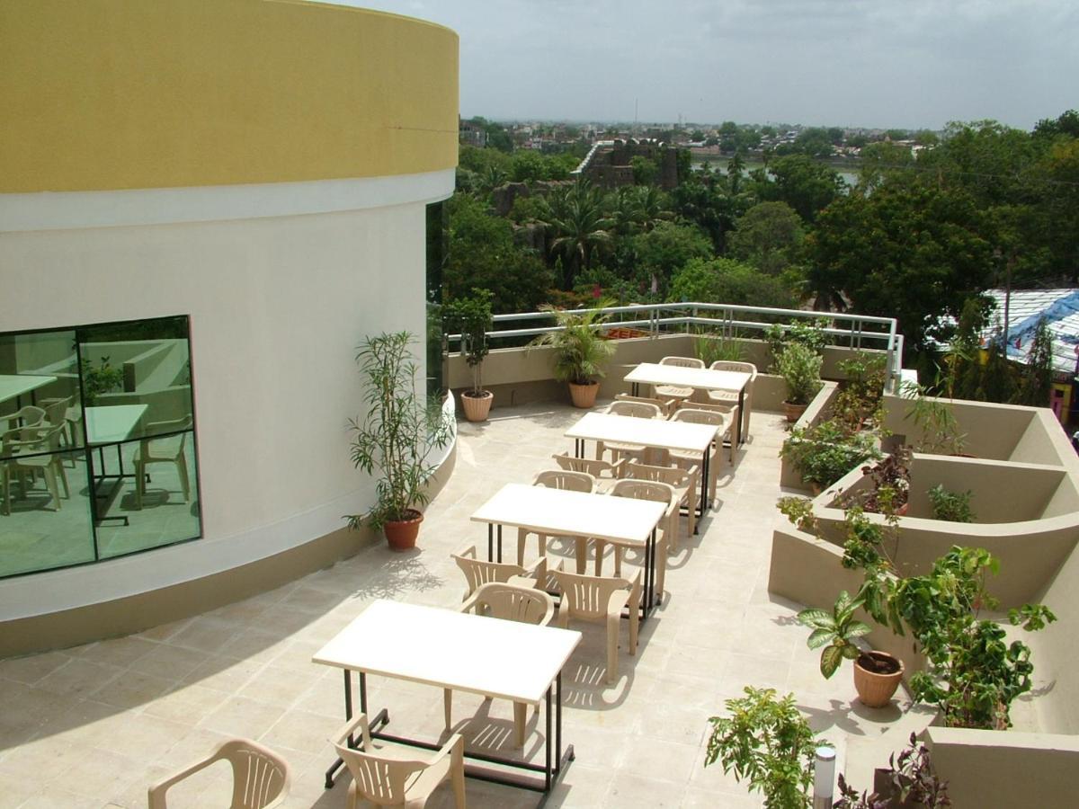 Hotel City Park, Solapur Exterior photo