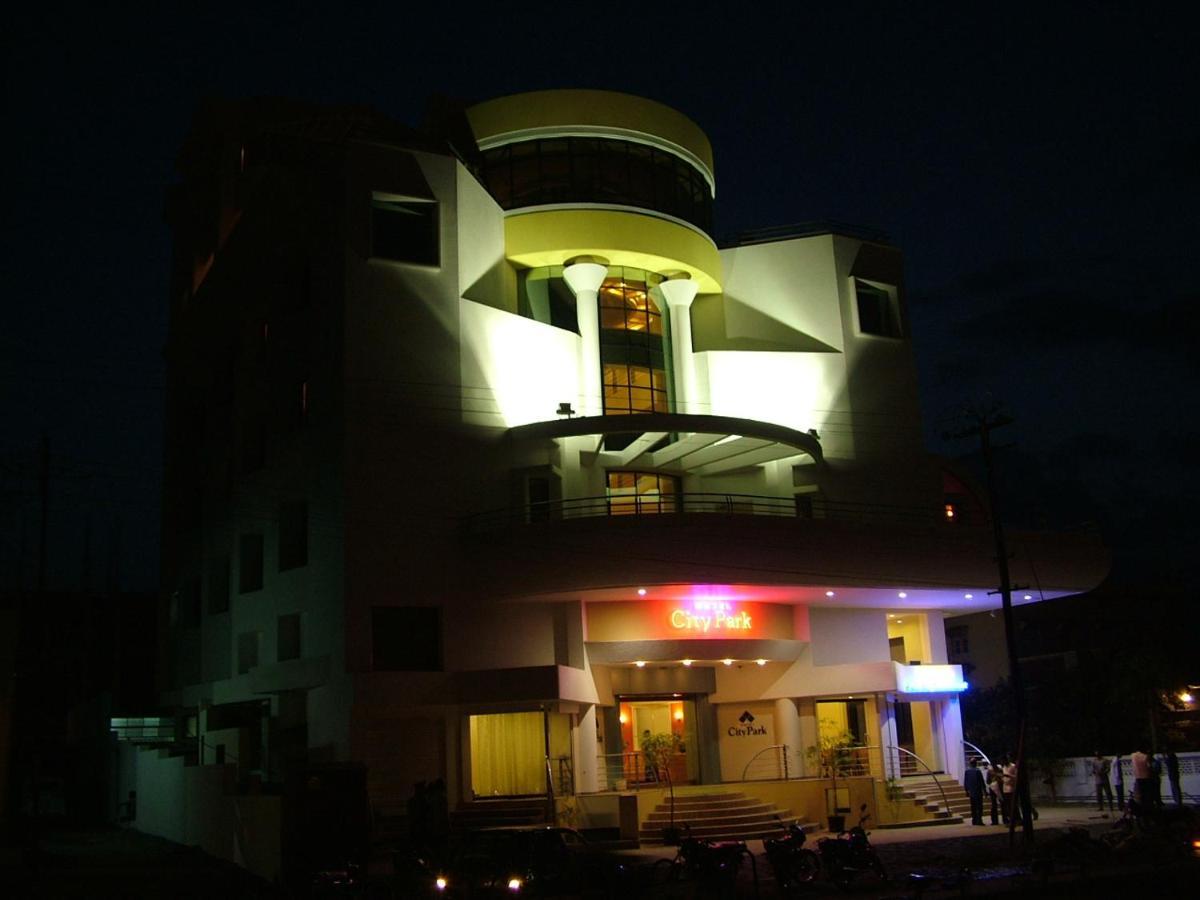 Hotel City Park, Solapur Exterior photo